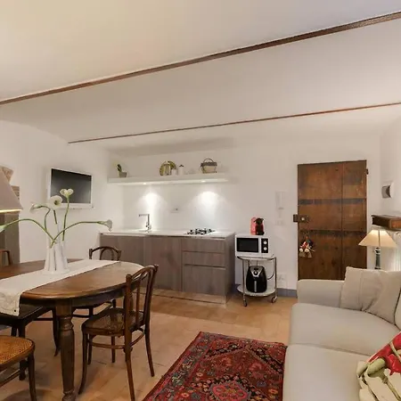 Apartment La Finestrella