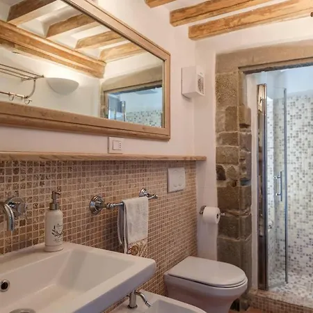 La Finestrella * קורטונה